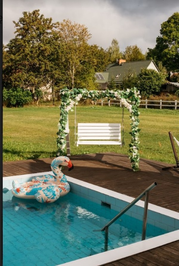 Wakacje z rodziną czy ze znajomymi - wady i zalety