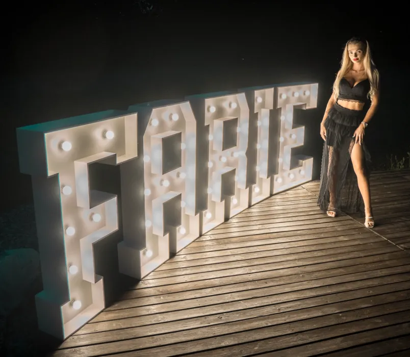 Impreza Firmowa - w stylu lat 20, 80 czy bal maskowy?