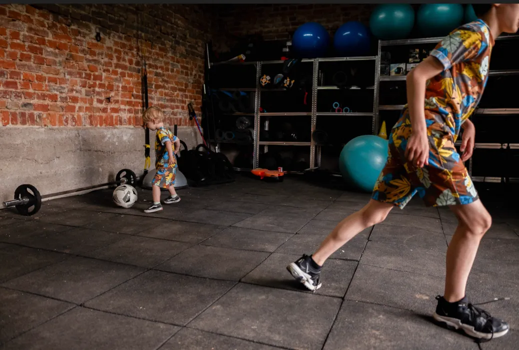 Rodzinny Pobyt - zabawa w sali sportowej